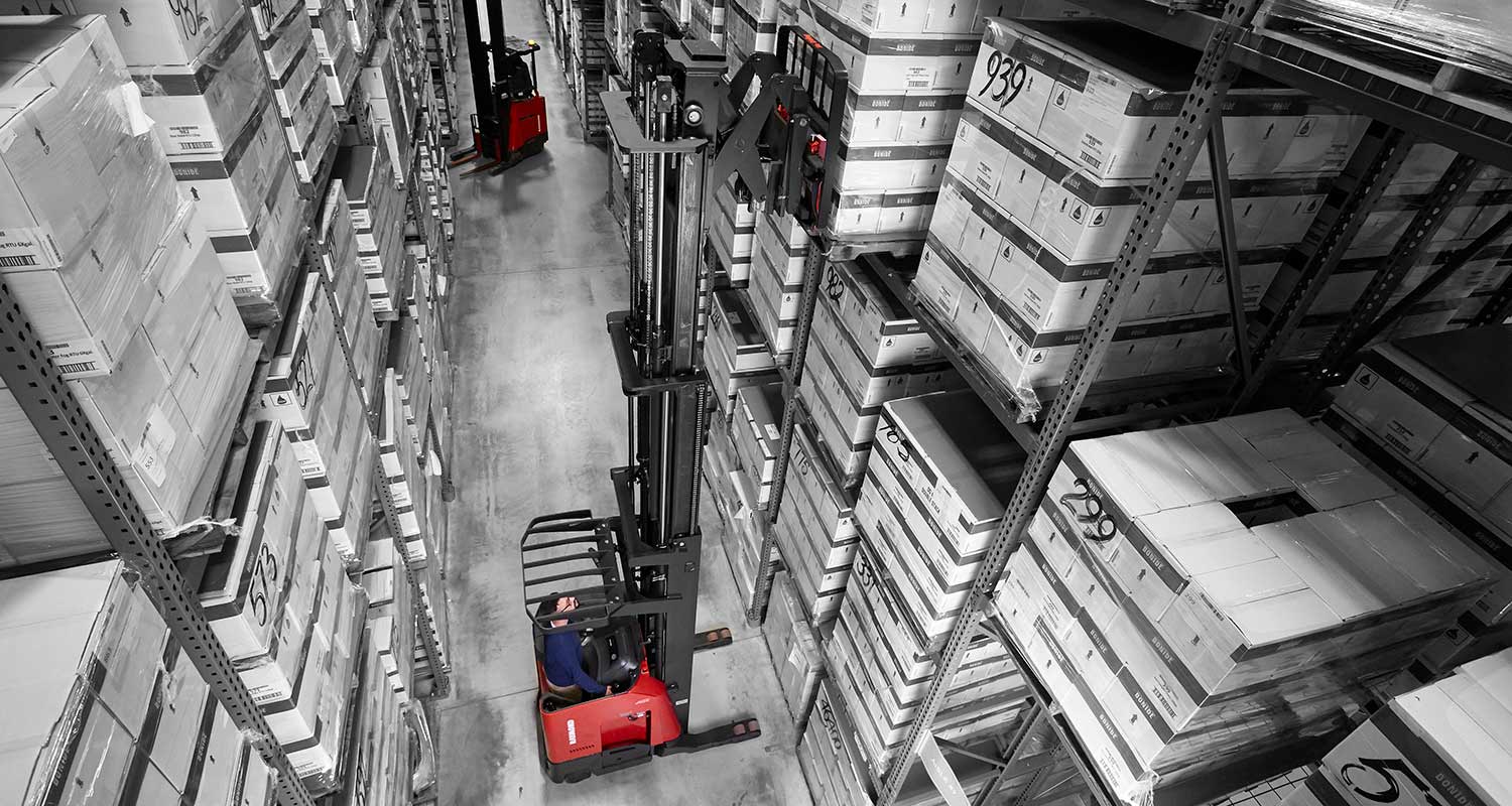 minimum aisle width for a forklift